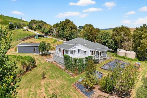 Photo of property in 24a Waterview Crescent, Kaiwaka, 0573