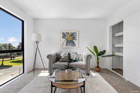 Photo of property in 3/62 Highland Drive, Highland Park, Auckland, 2010