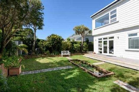 Photo of property in 8a Central Terrace, Kelburn, Wellington, 6012