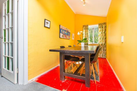 Photo of property in 42a Wallis Street, Raglan, 3225