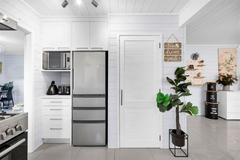 Photo of property in 142 Parklands Avenue, Bell Block, New Plymouth, 4312