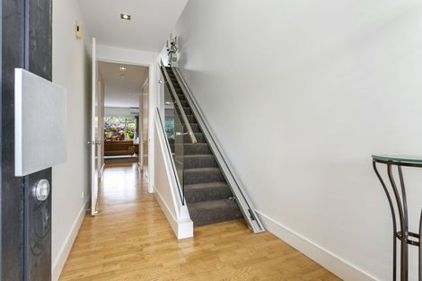 Photo of property in 7/258 Hurstmere Road, Takapuna, Auckland, 0622