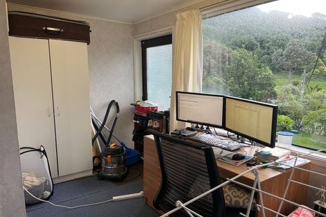 Photo of property in 81 Monorgan Road, Strathmore Park, Wellington, 6022