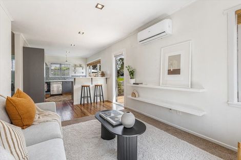 Photo of property in 13a Kinvig Place, Ranui, Auckland, 0612