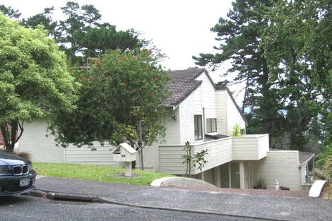Photo of property in 42 Rosecamp Road, Beach Haven, Auckland, 0626