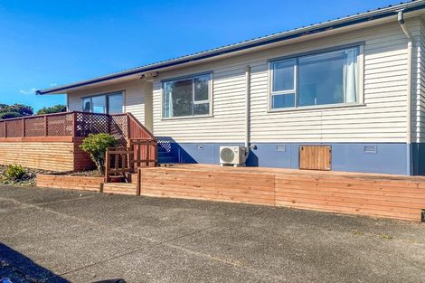Photo of property in 69 Harrington Road, Henderson, Auckland, 0610