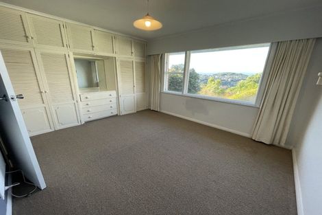 Photo of property in 37 Huntleigh Park Way, Ngaio, Wellington, 6035
