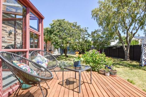 Photo of property in 22 Victoria Street, Carterton, 5713