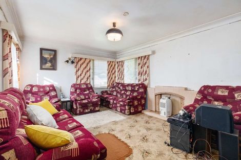 Photo of property in 2 Browning Street, Manurewa East, Auckland, 2102