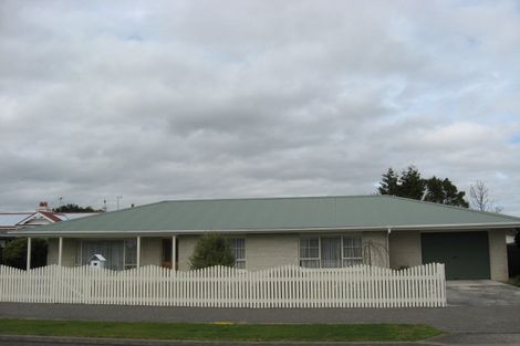Photo of property in 1a Hogg Crescent, Masterton, 5810