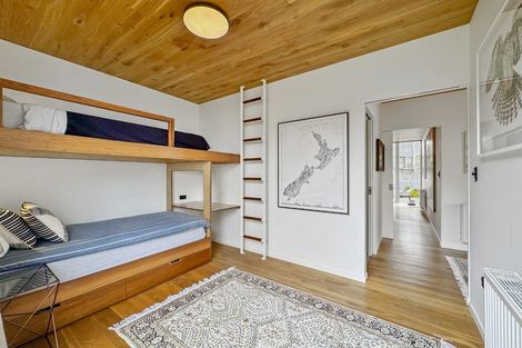 Photo of property in 6 Crawford Road, Kilbirnie, Wellington, 6022