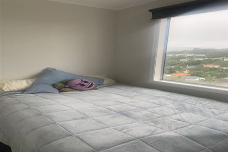 Photo of property in 45 Turville Crescent, Newlands, Wellington, 6037