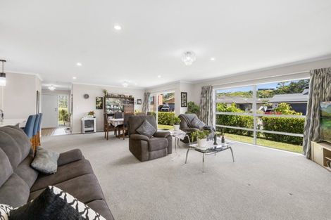 Photo of property in 70 Awataha Crescent, Pyes Pa, Tauranga, 3110