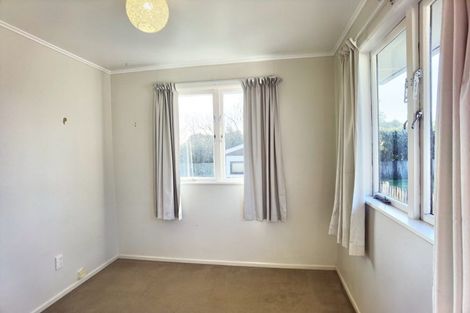 Photo of property in 15 Whittle Place, New Windsor, Auckland, 0600