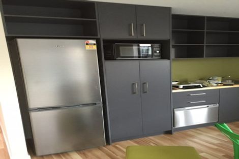 Photo of property in 33 Grove Road, Addington, Christchurch, 8024