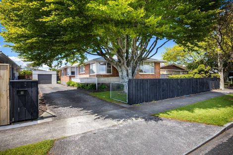 Photo of property in 11 Manu Crescent, Upper Vogeltown, New Plymouth, 4310