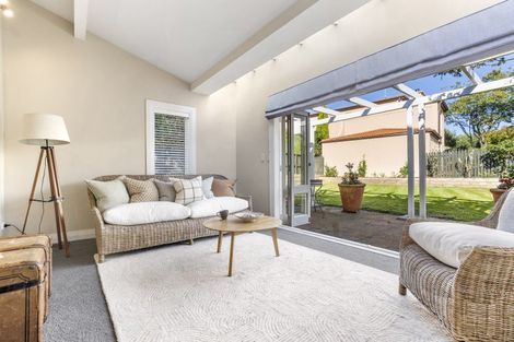 Photo of property in 26 Jubilee Avenue, Devonport, Auckland, 0624