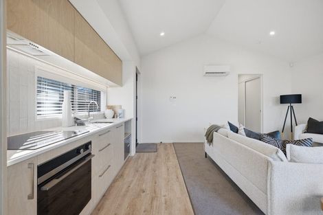 Photo of property in 2 Evatt Street, Bryndwr, Christchurch, 8053