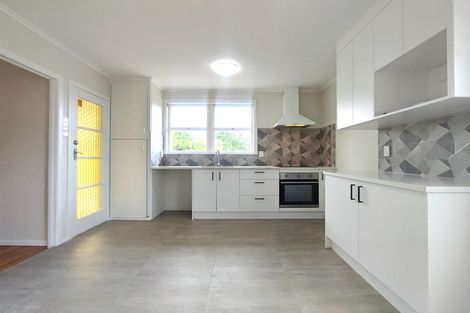 Photo of property in 35 Konini Road, Titirangi, Auckland, 0604