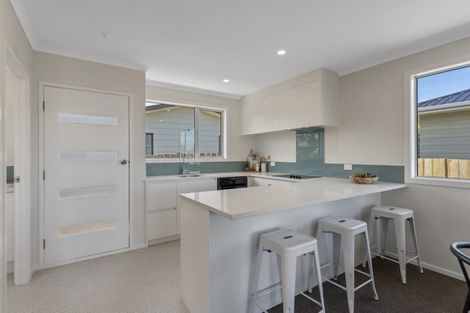 Photo of property in 4b Reid Grove, Richmond Heights, Taupo, 3330