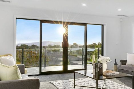 Photo of property in 68 Kakariki Grove, Waikanae, 5036