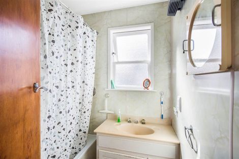 Photo of property in 64 Kipling Street, Johnsonville, Wellington, 6037