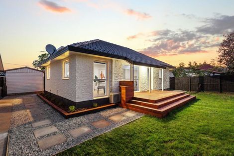Photo of property in 30a Hooker Avenue, Bryndwr, Christchurch, 8053