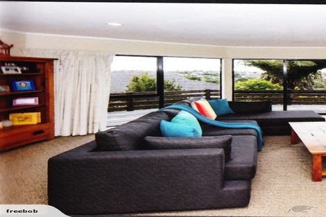 Photo of property in 1/10 View Road, Shelly Park, Auckland, 2014