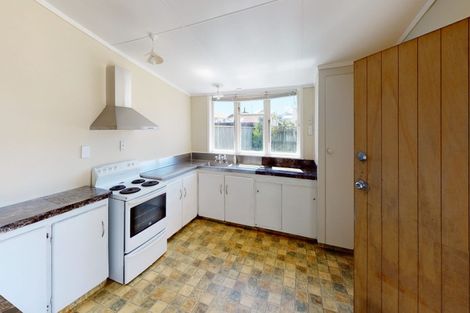 Photo of property in 20 Kawatiri Avenue, Gonville, Whanganui, 4501