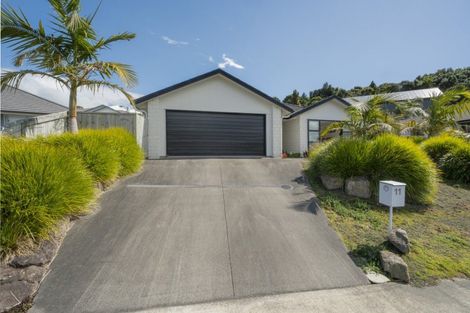 Photo of property in 11 Lakeside Terrace, Omokoroa, 3114