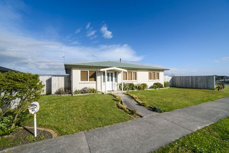 Photo of property in 93 Parnell Heights, Kelvin Grove, Palmerston North, 4414