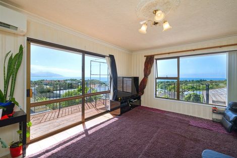Photo of property in 72 Churchill Street, Kaikoura, 7300