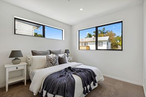 Photo of property in 3/36 Tomo Street, New Lynn, Auckland, 0600