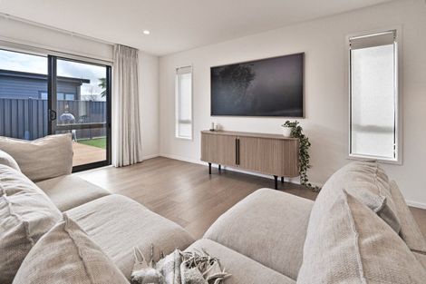 Photo of property in 14 Whariki Crescent, Flaxmere, Hastings, 4120
