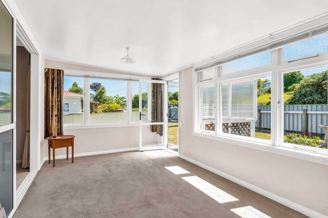 Photo of property in 27 Read Street, Levin, 5510