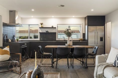 Photo of property in 357b Oceanbeach Road, Mount Maunganui, 3116
