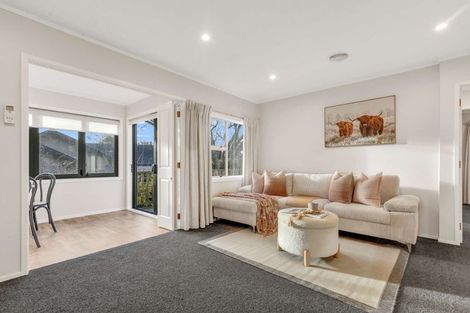 Photo of property in 27 Awatea Terrace, Lynmore, Rotorua, 3010