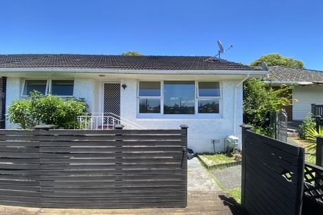 Photo of property in 2/46 Felton Mathew Avenue, Saint Johns, Auckland, 1072