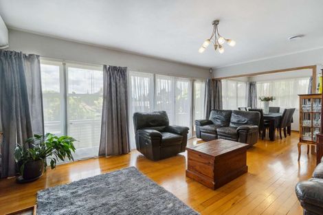 Photo of property in 1 Mack Place, Red Hill, Papakura, 2110