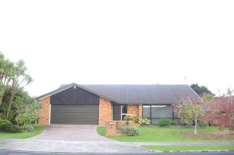 Photo of property in 45 Kuripaka Crescent, The Gardens, Auckland, 2105