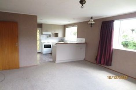 Photo of property in 1/1a Sequoia Place, Maoribank, Upper Hutt, 5018