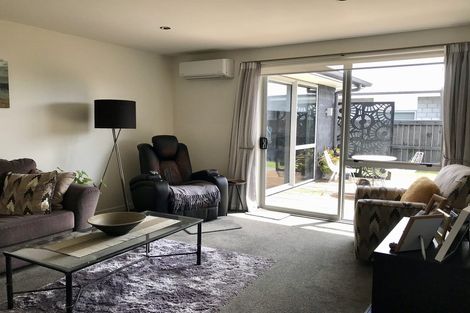 Photo of property in 8 Batty Street, Papamoa Beach, Papamoa, 3118