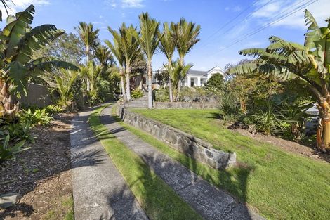 Photo of property in 103 Fulford Street, New Plymouth, 4310