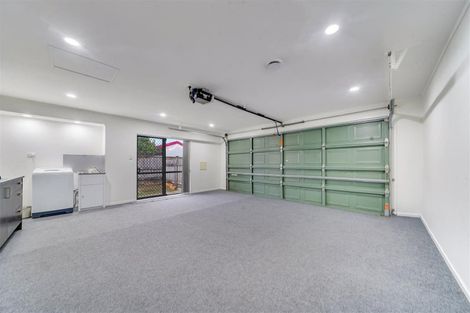 Photo of property in 335 Mahia Road, Weymouth, Auckland, 2103