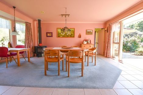 Photo of property in 265 No 1 Line, Tauwharenikau, Featherston, 5771