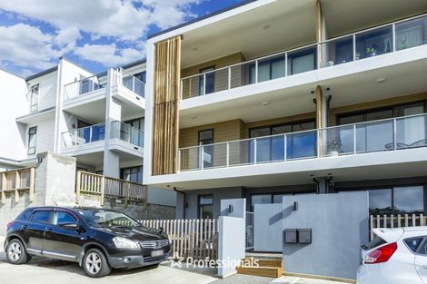 Photo of property in 3/65 Tiketike Way, Brooklyn, Wellington, 6021