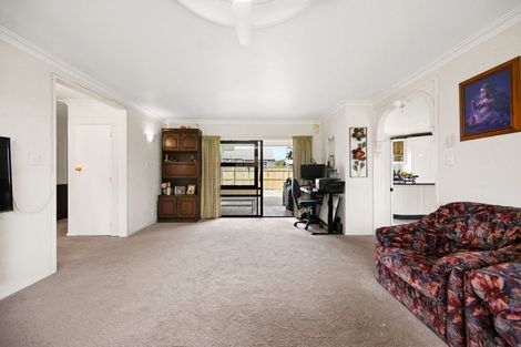 Photo of property in 14 Colstone Street, Glenview, Hamilton, 3206