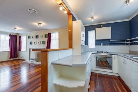 Photo of property in 8 Cole Grove, Wallaceville, Upper Hutt, 5018