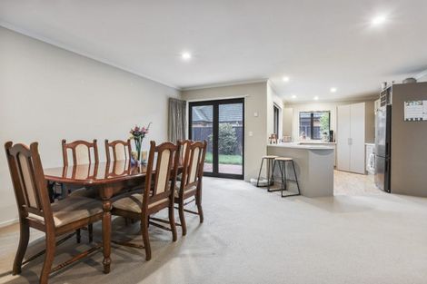 Photo of property in 27 Oakwood Drive, Rangiora, 7400