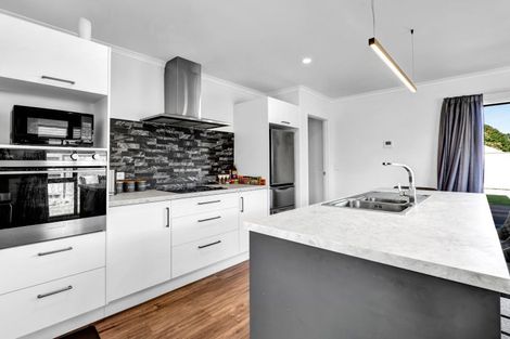 Photo of property in 3 Tangaroa Street, Waitara, 4320